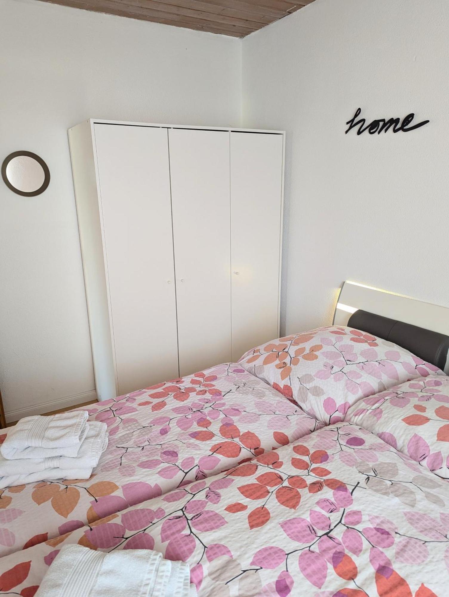Gemuetliche 90 Qm Wohnung In Saarburg, Zentral Gelegen, Garten Mit Aussicht, Separater Eingang Exteriér fotografie
